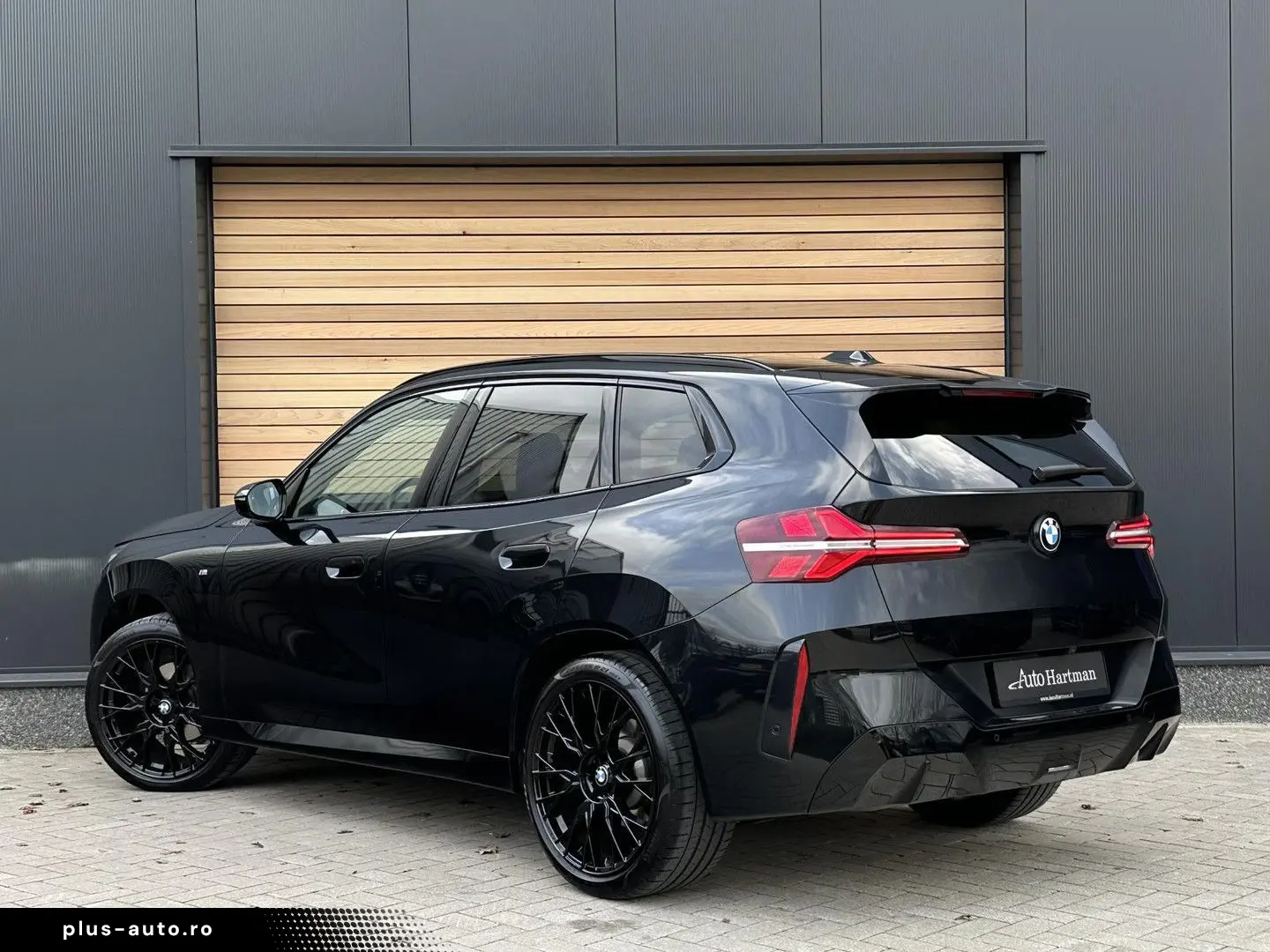 BMW X3 20 i xDrive M-Sport PANO ACC LEDER TREKHAAK 3