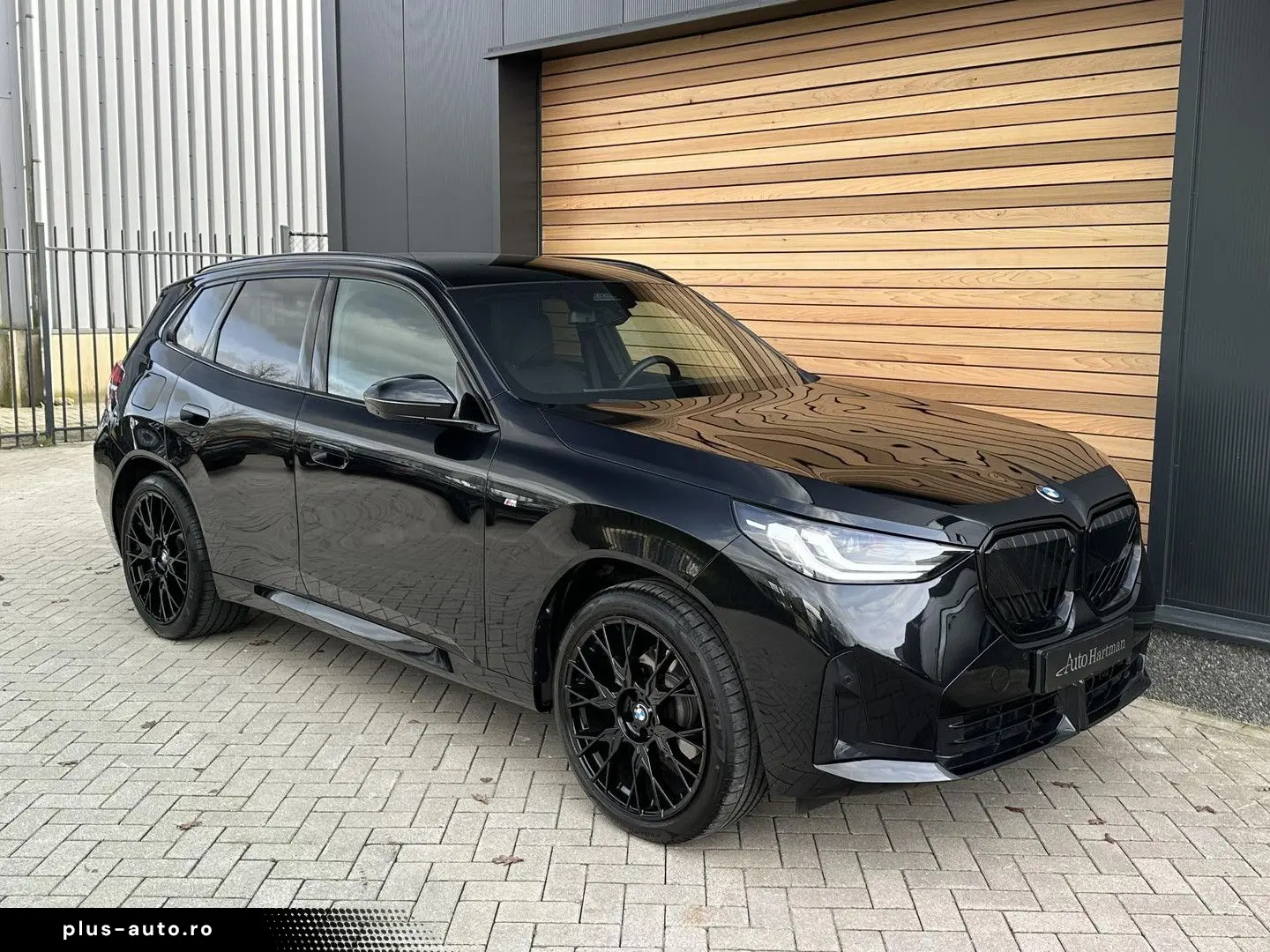 BMW X3 20 i xDrive M-Sport PANO ACC LEDER TREKHAAK 3