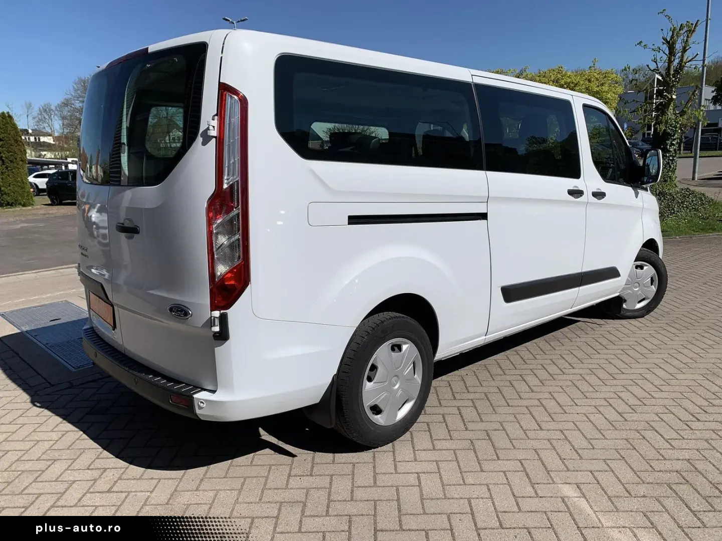 FORD Transit Custom Kombi L2 9-Sitz Navi Sitzhzg
