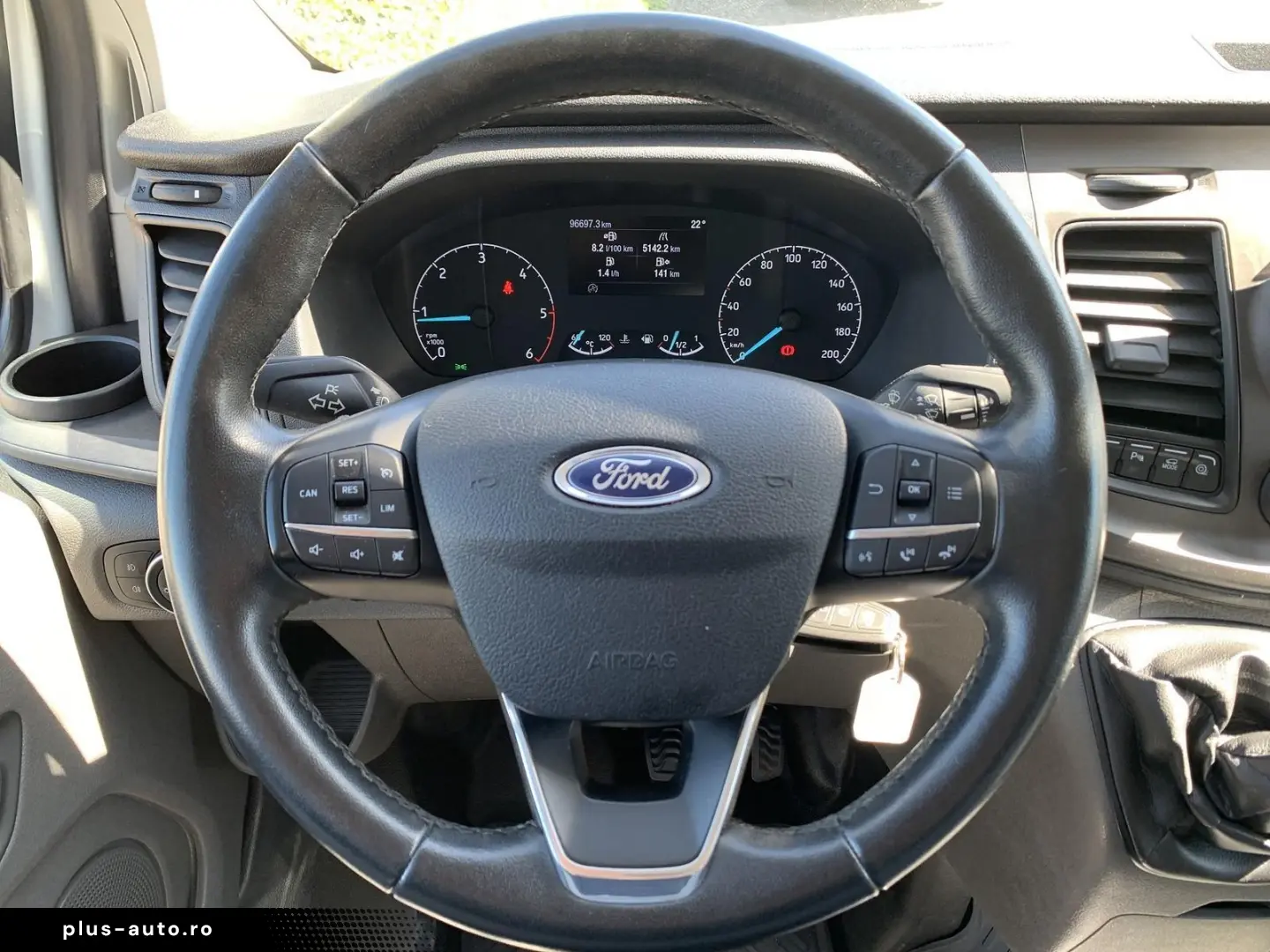 FORD Transit Custom Kombi L2 9-Sitz Navi Sitzhzg