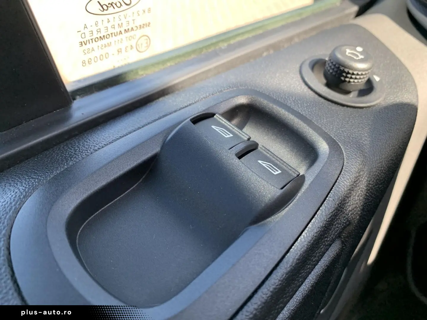 FORD Transit Custom Kombi L2 9-Sitz Navi Sitzhzg