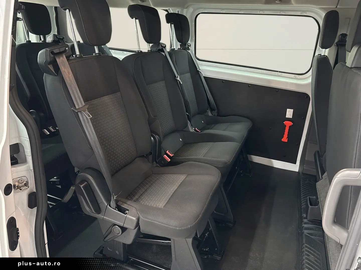 FORD Transit Custom Kombi 320 Tempo 9-Sitzer