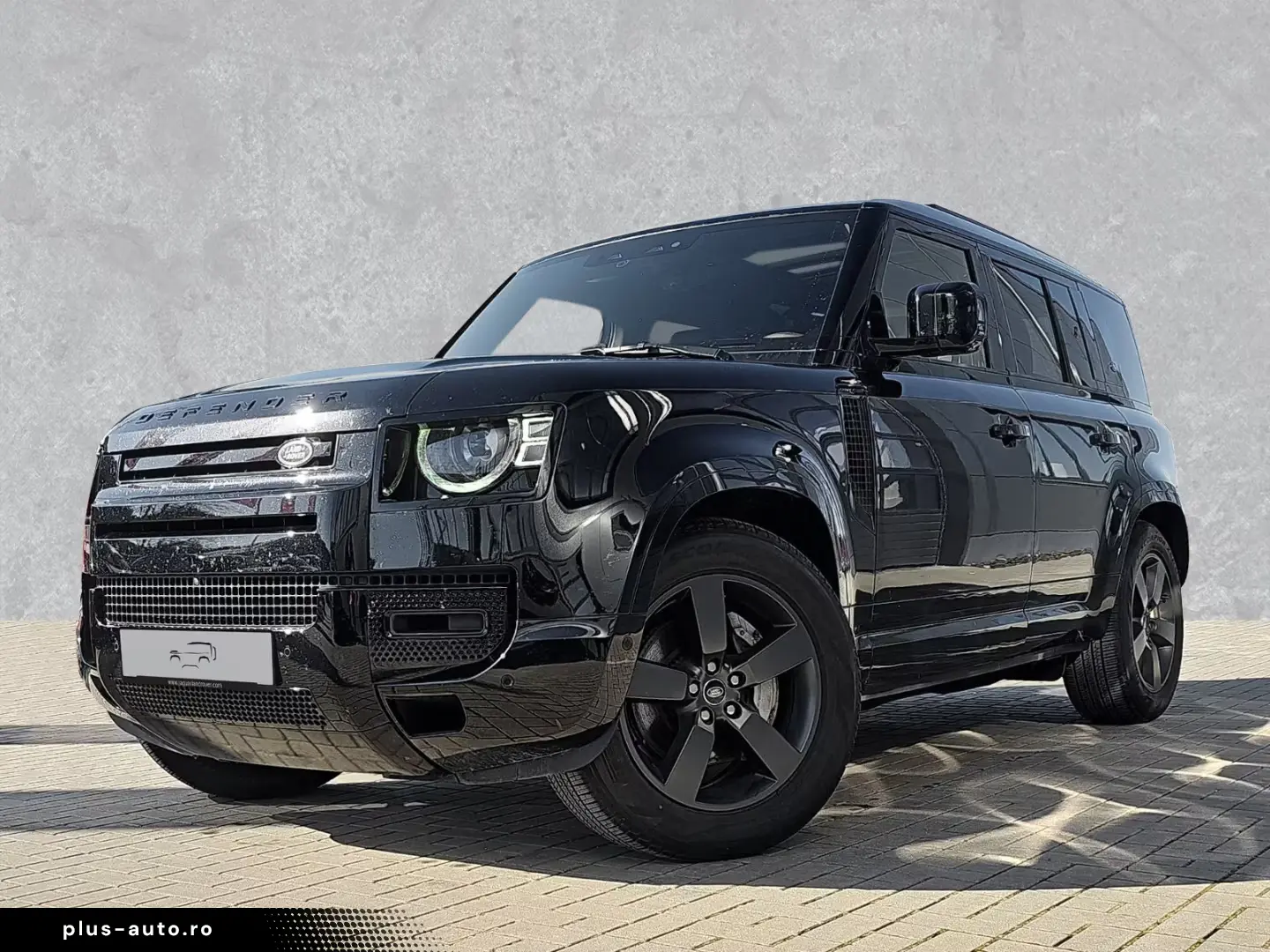 Land Rover Defender 110 D300 X-Dynamic SE