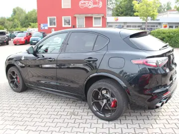ALFA ROMEO Stelvio Quadrifoglio Q4
