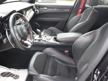 ALFA ROMEO Stelvio Quadrifoglio Q4
