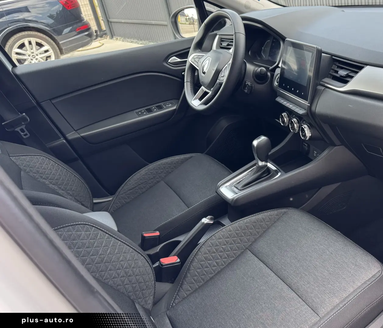 Renault Captur E-TECH Full 145 TECHNO