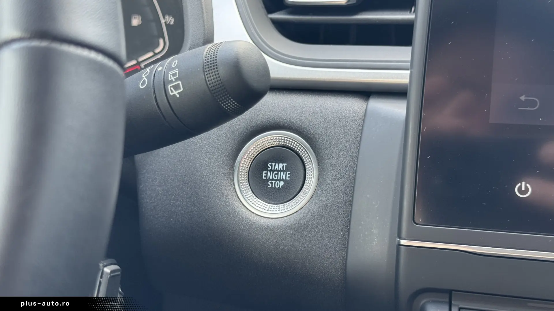 Renault Captur E-TECH Full 145 TECHNO