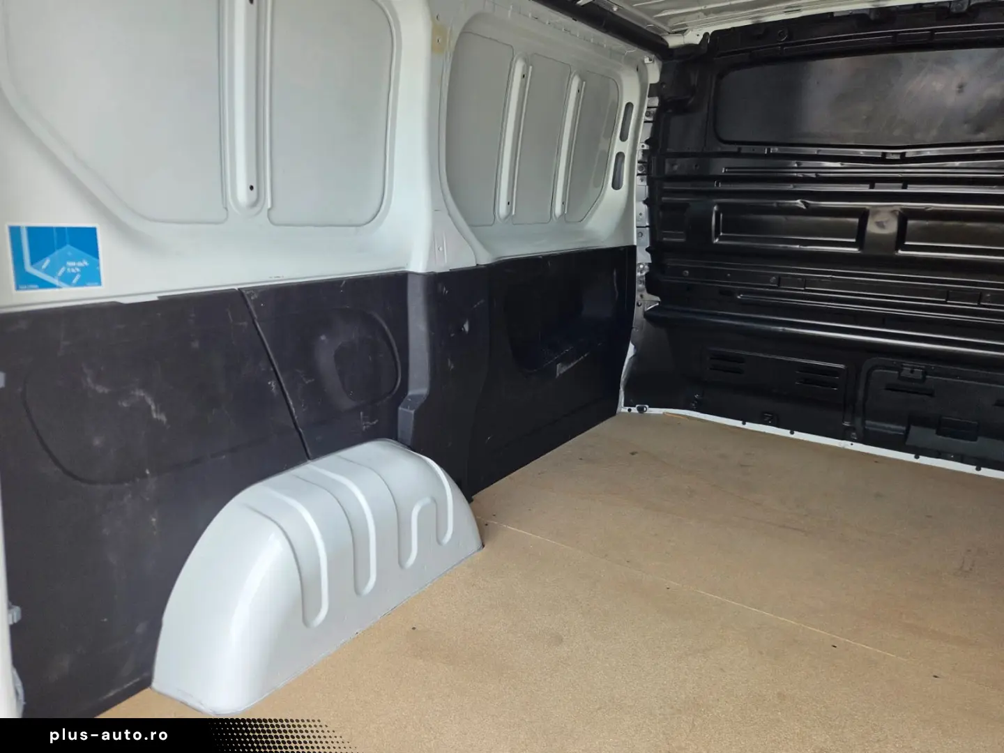 RENAULT TRAFIC L1H1