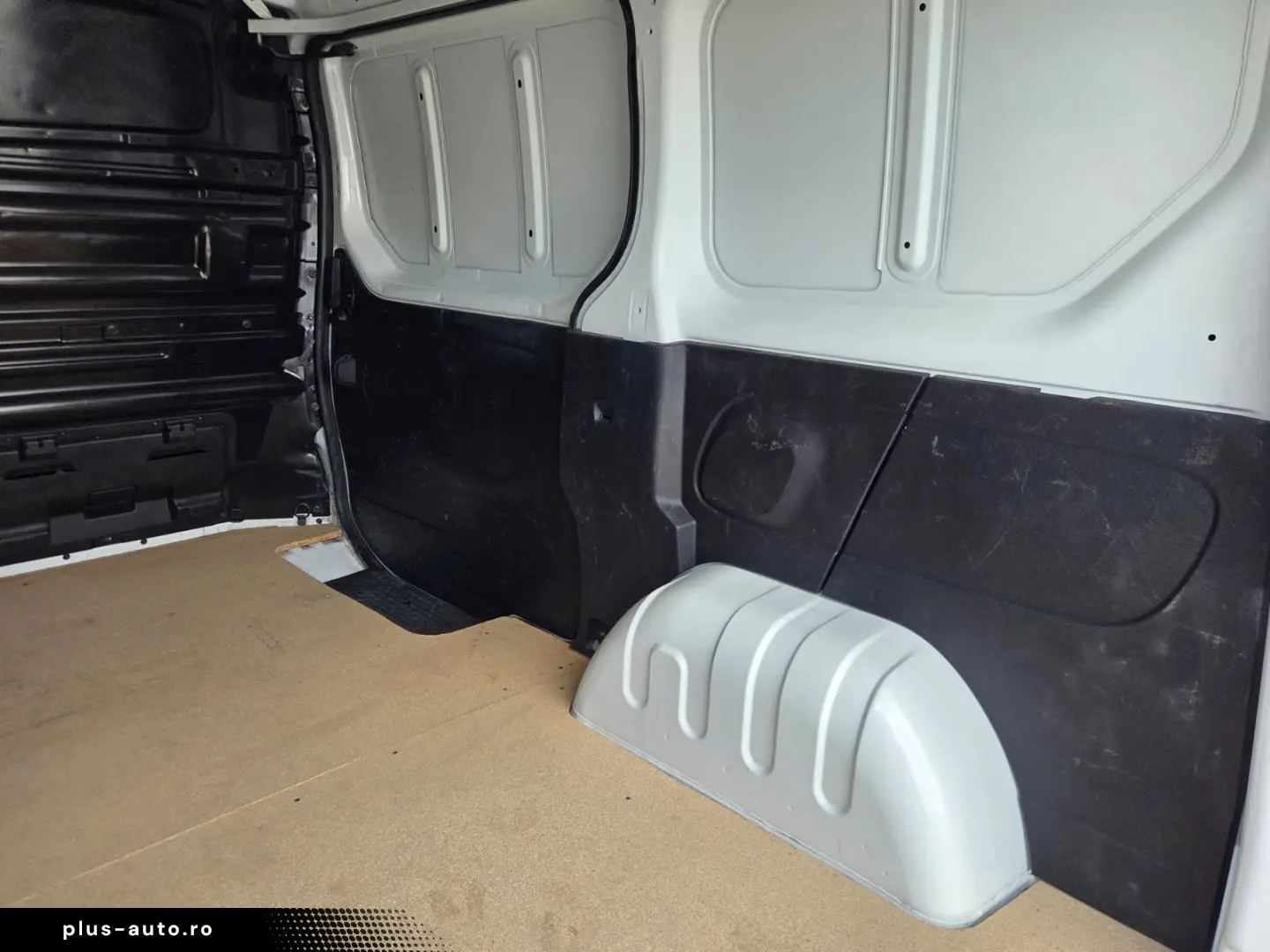 RENAULT TRAFIC L1H1