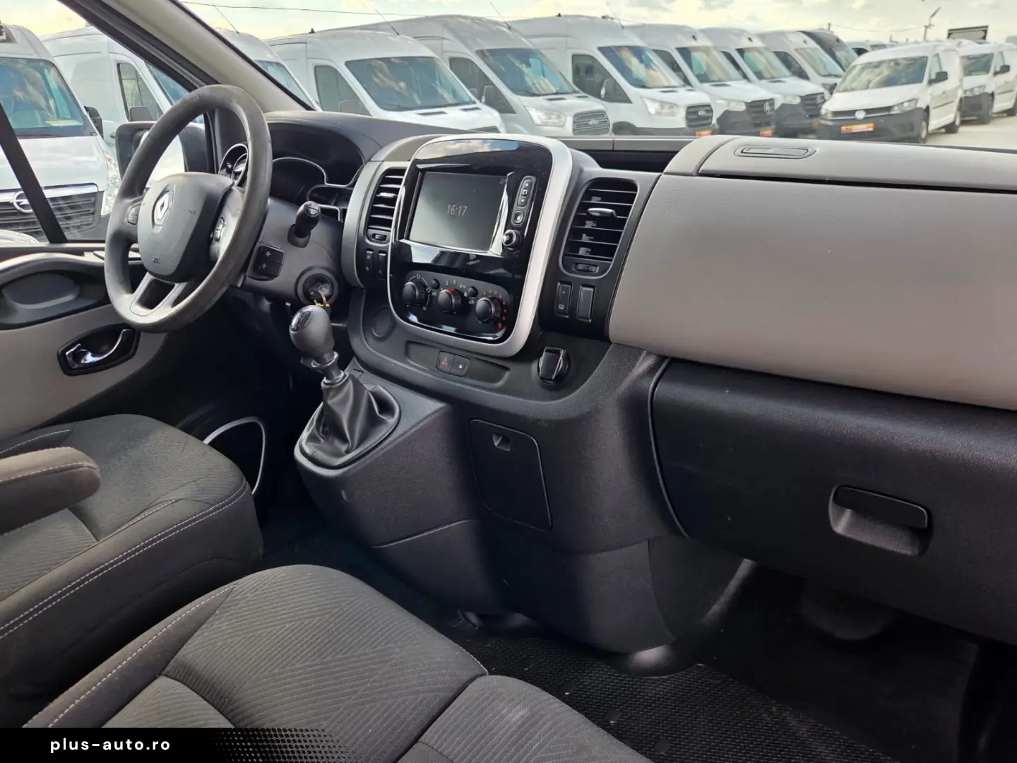 RENAULT TRAFIC L1H1