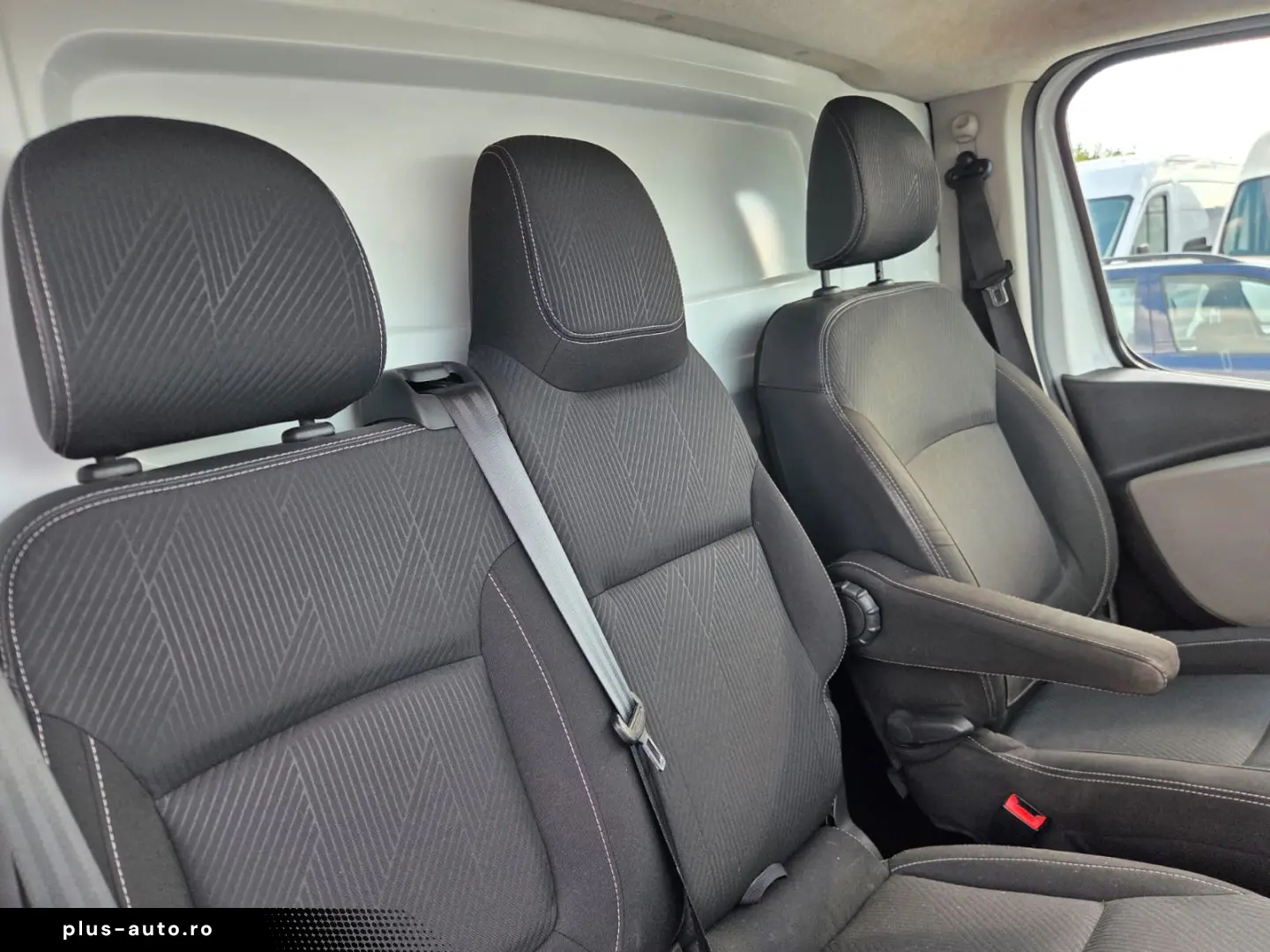 RENAULT TRAFIC L1H1