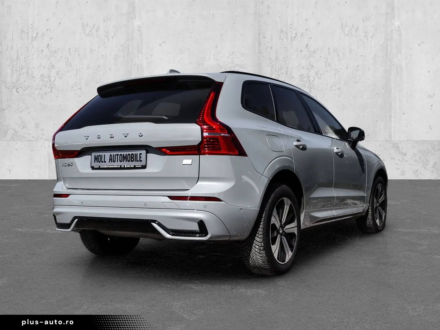 VOLVO XC60 Plus Dark Recharge Plug-In Hybrid AWD T8 Tw