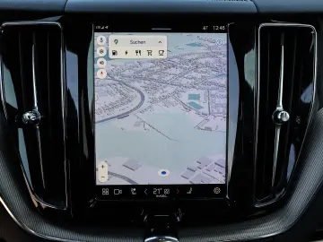 VOLVO XC60 Plus Dark Recharge Plug-In Hybrid AWD T8 Tw