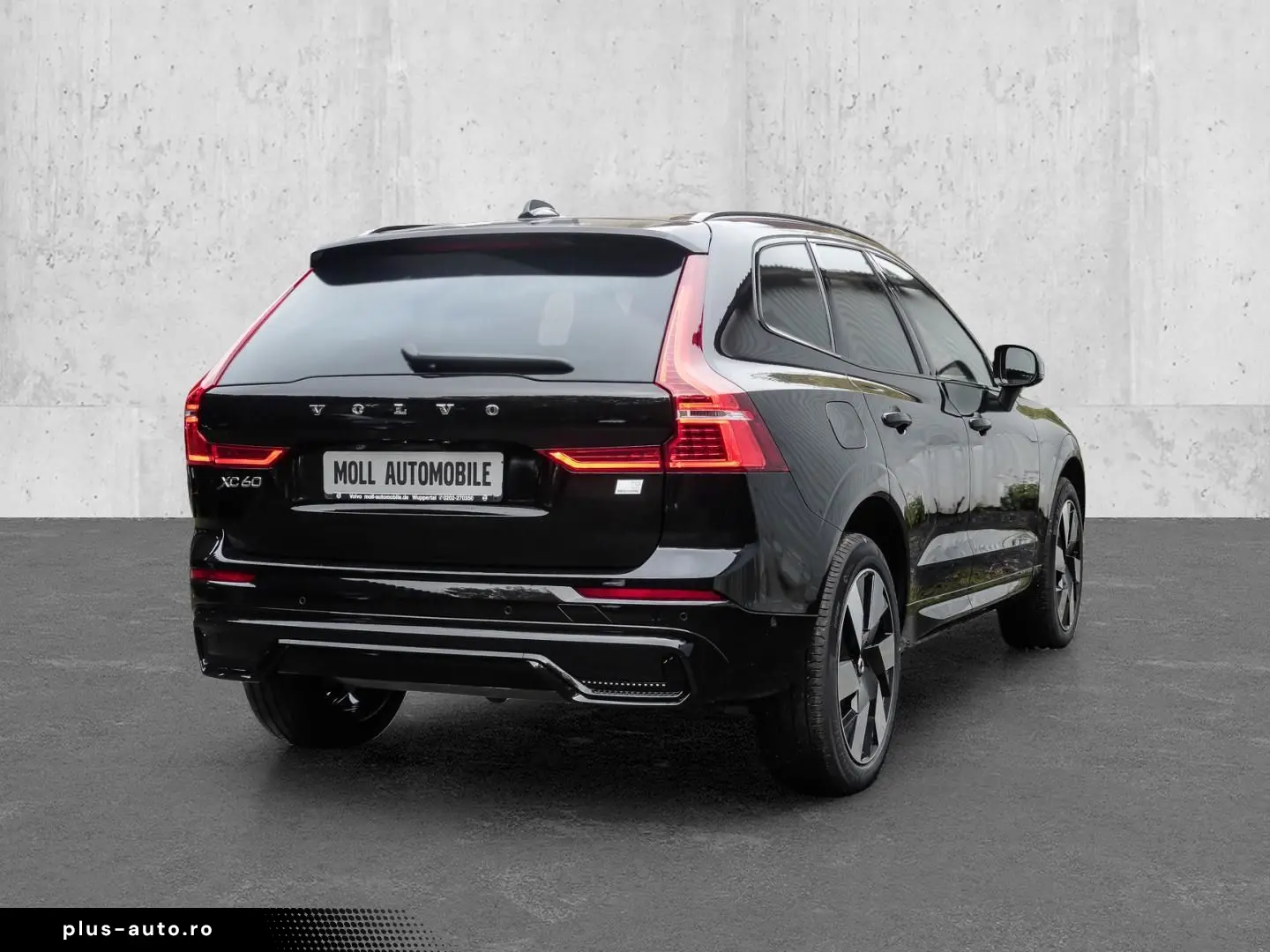 VOLVO XC60 Plus Dark Recharge Plug-In Hybrid AWD T8 Tw