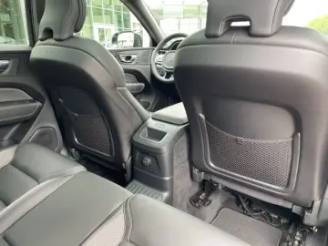 VOLVO XC60 Dark T8 20''LM Pano 360kam Harm…