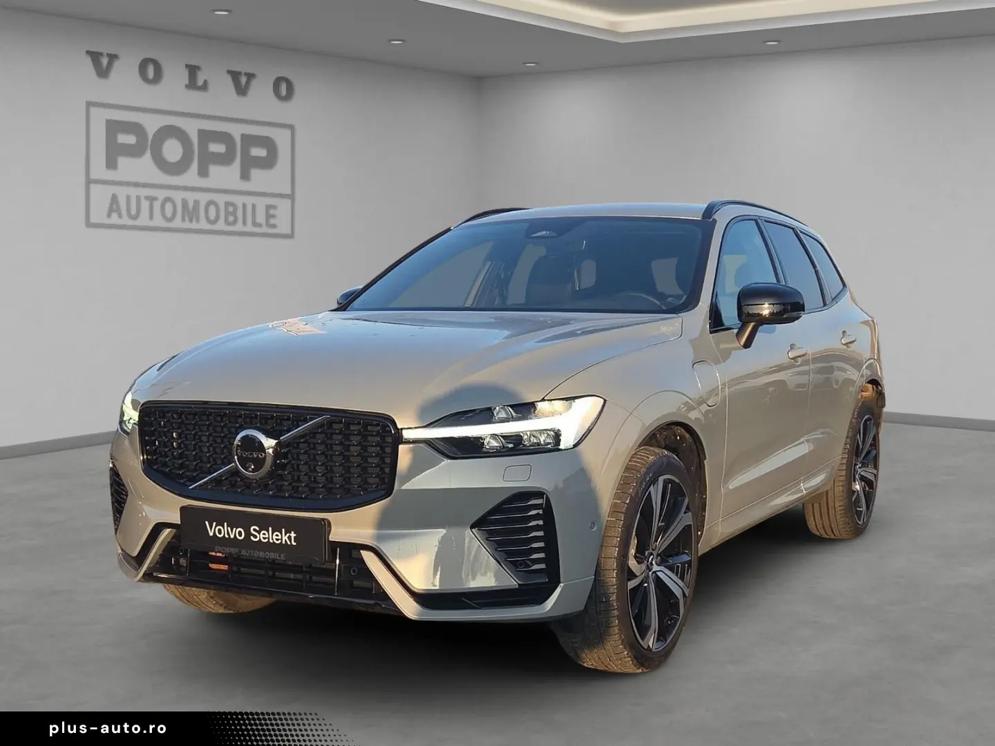 VOLVO XC60 T8 AWD Recharge Plus Dark 21  360  ACC FHZ