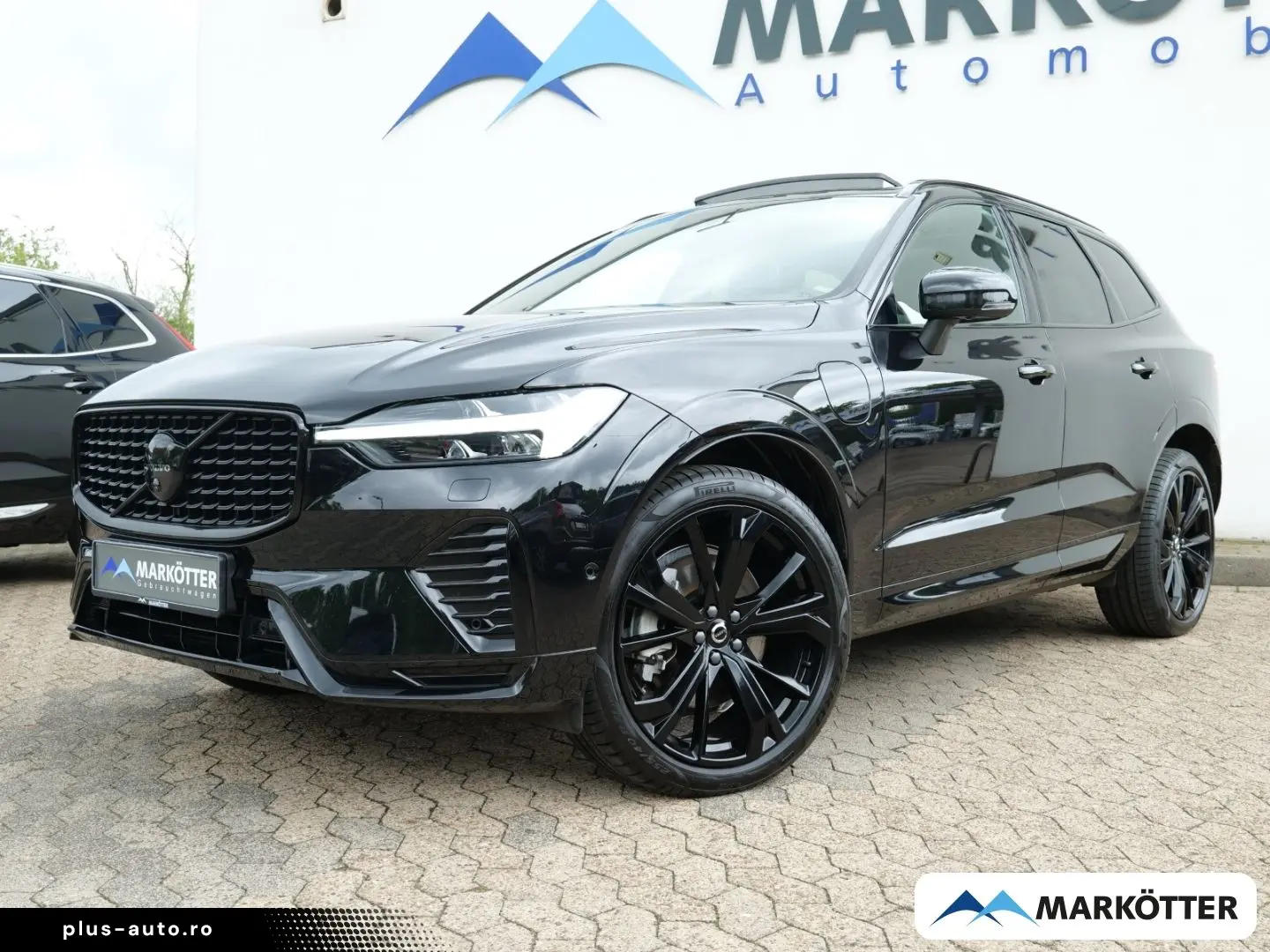 VOLVO XC60 T8 AWD Black Edition ACC BLIS 360 Panorama