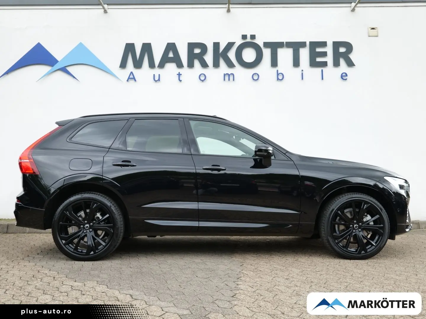 VOLVO XC60 T8 AWD Black Edition ACC BLIS 360 Panorama