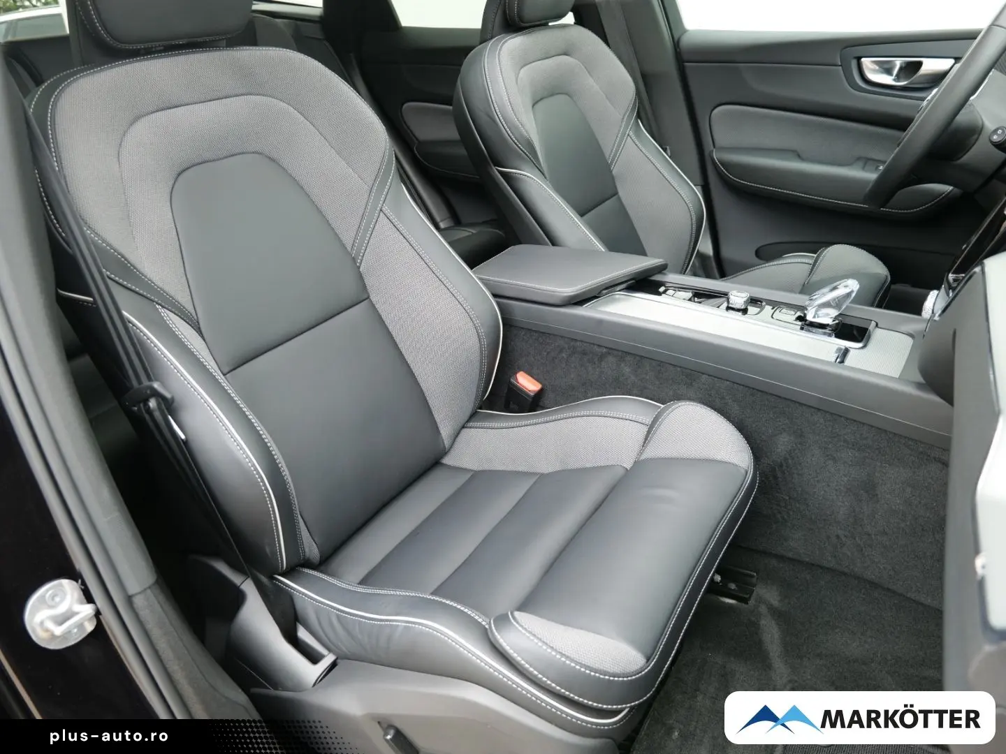 VOLVO XC60 T8 AWD Black Edition ACC BLIS 360 Panorama