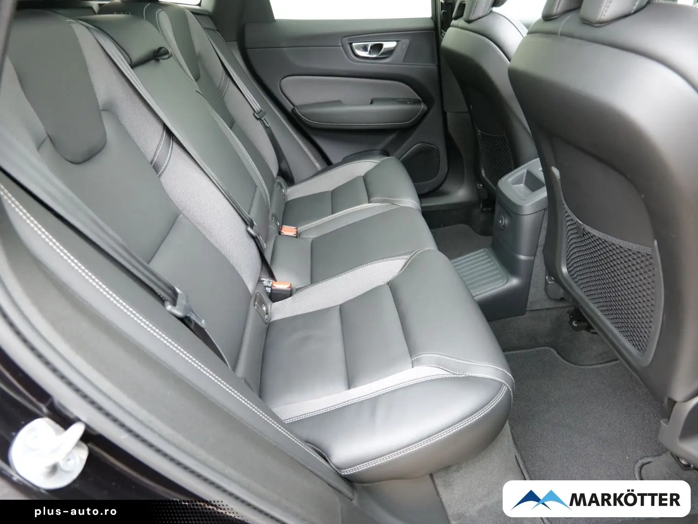 VOLVO XC60 T8 AWD Black Edition ACC BLIS 360 Panorama