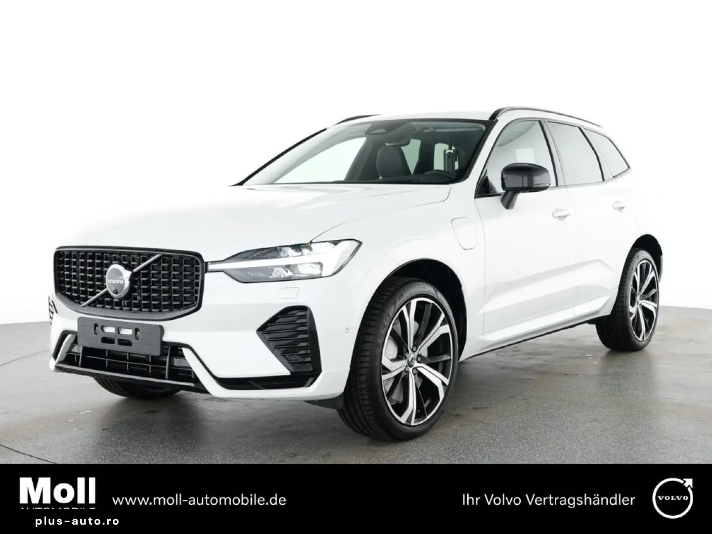 VOLVO XC60 Plus Dark Recharge Plug-In Hybrid AWD HUD S
