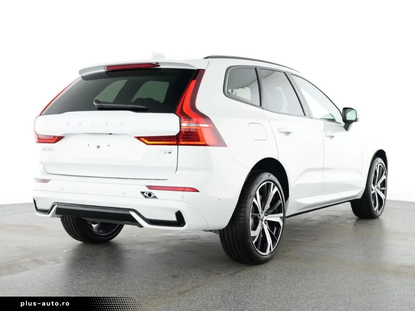 VOLVO XC60 Plus Dark Recharge Plug-In Hybrid AWD HUD S