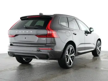 VOLVO XC60 Plus Dark Recharge Plug-In Hybrid AWD HUD S