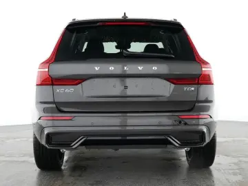 VOLVO XC60 Plus Dark Recharge Plug-In Hybrid AWD HUD S
