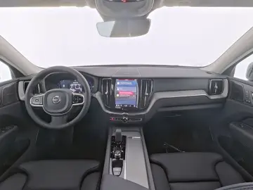 VOLVO XC60 Plus Dark Recharge Plug-In Hybrid AWD HUD S
