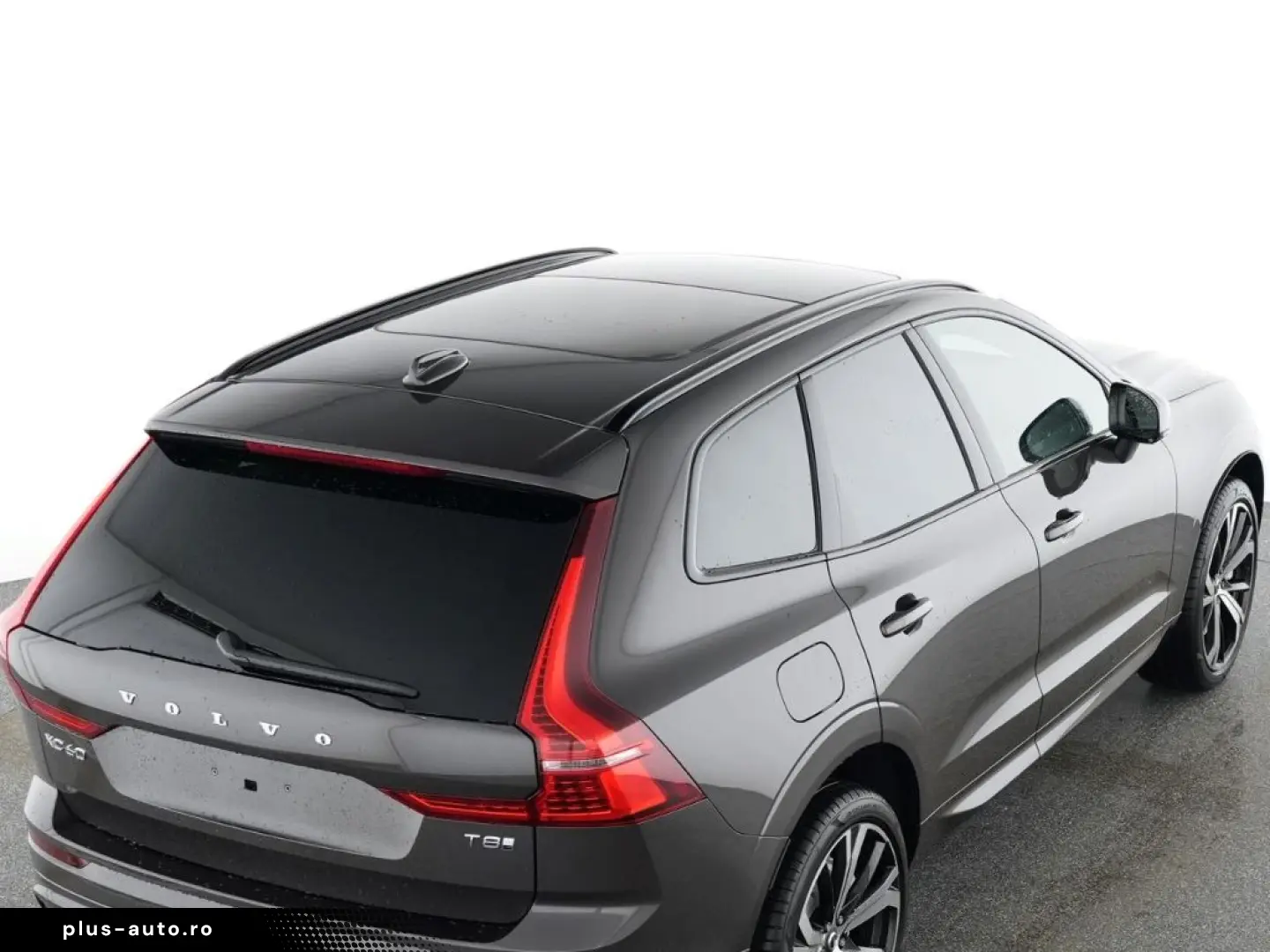 VOLVO XC60 Plus Dark Recharge Plug-In Hybrid AWD HUD S