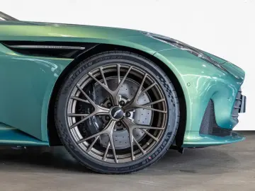 Aston Martin DB12 Coupe