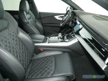 AUDI Q8 50 TDI 2x S Line Pano Standhzg B&O Allradl AH
