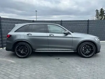 MERCEDES-BENZ GLC 63 AMG 4M  9G DISTR MATT 360