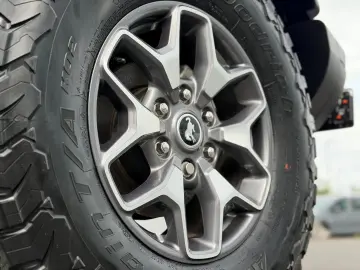 FORD Bronco 2.7 V6 Badlands e-4WD  B&O Kamera ACC