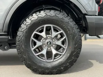 FORD Bronco 2.7 V6 Badlands e-4WD  B&O Kamera ACC