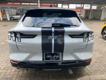 FORD Mustang Mach-E 99 kWh Allrad GT