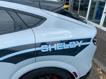 FORD Mustang Mach-E 99 kWh Allrad GT