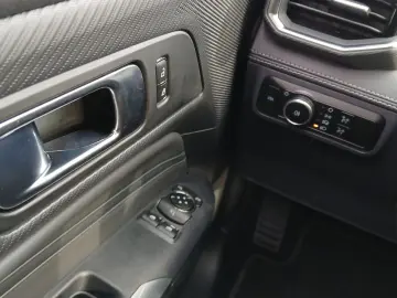 FORD Mustang 5.0 Ti-VCT V8 GT Fastback AUTOMATIK NAVI
