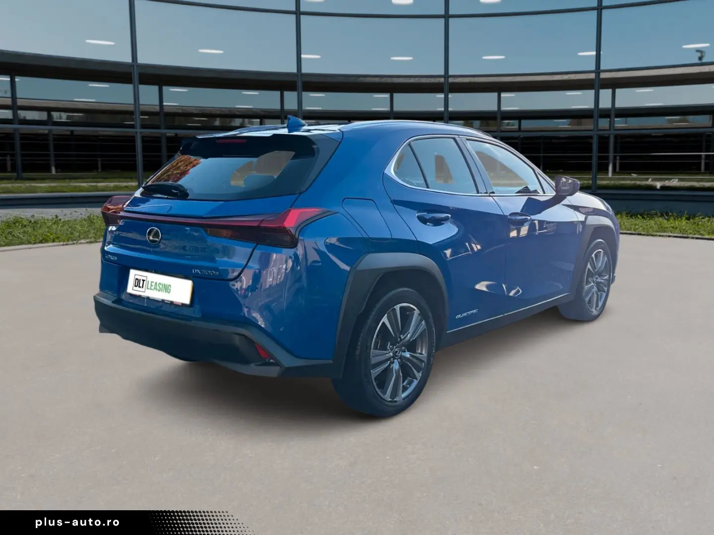 LEXUS UX 300 e Mark and  Levingston