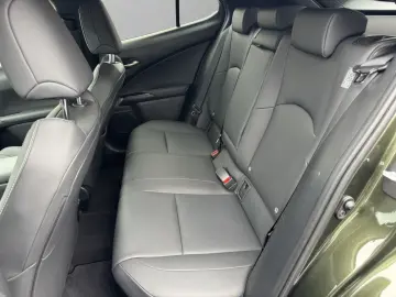 LEXUS UX 250h FSPORT-D 1.HD ALLW.REIF   15J-GARANTIE
