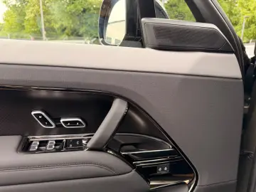 Land Rover RANGE ROVER SPORT SV EDITION ONE CARBON BRONZE