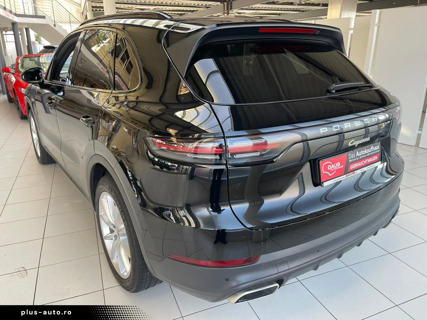 PORSCHE Cayenne PHEV Leder LED Pano Kamera Bose