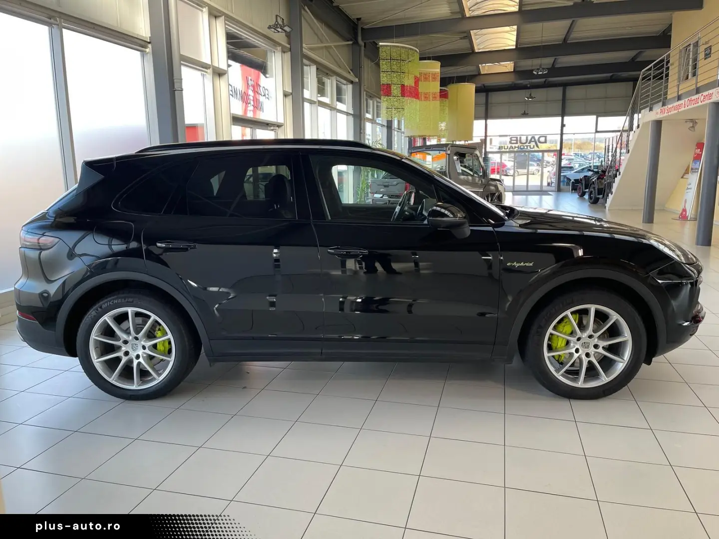 PORSCHE Cayenne PHEV Leder LED Pano Kamera Bose