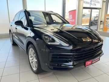 PORSCHE Cayenne PHEV Leder LED Pano Kamera Bose