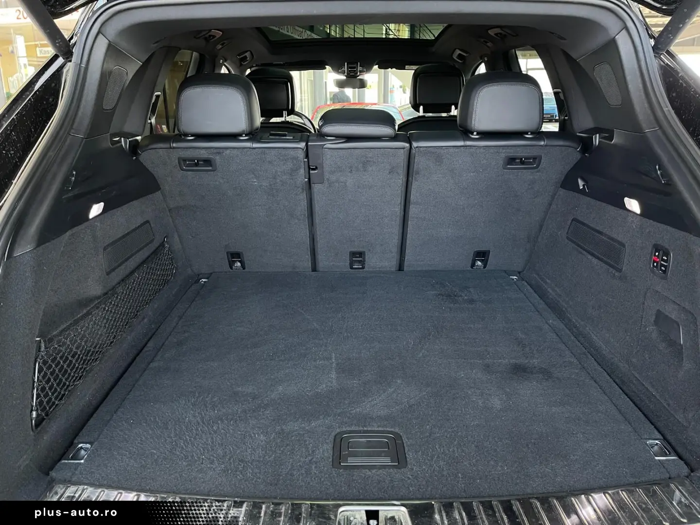 PORSCHE Cayenne PHEV Leder LED Pano Kamera Bose