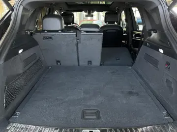 PORSCHE Cayenne PHEV Leder LED Pano Kamera Bose