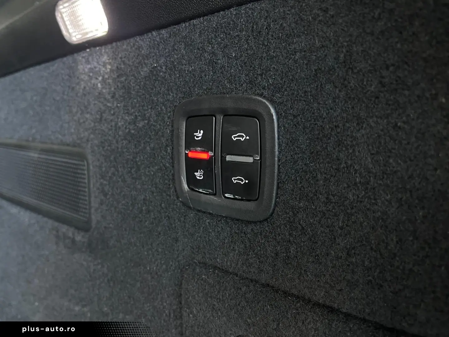 PORSCHE Cayenne PHEV Leder LED Pano Kamera Bose