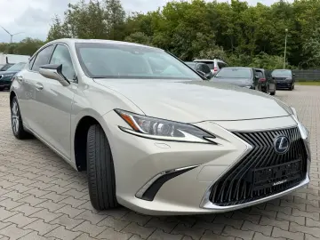 LEXUS ES 300h EXECUTIVE