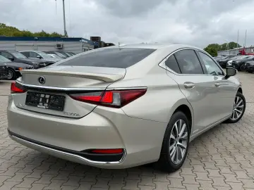 LEXUS ES 300h EXECUTIVE