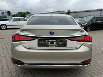 LEXUS ES 300h EXECUTIVE